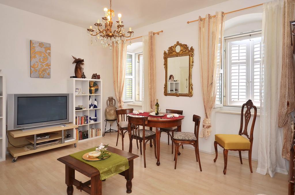 Apartment Pere S Mora Mimice Δωμάτιο φωτογραφία